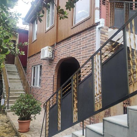Private House In Batumi Hotel Kültér fotó