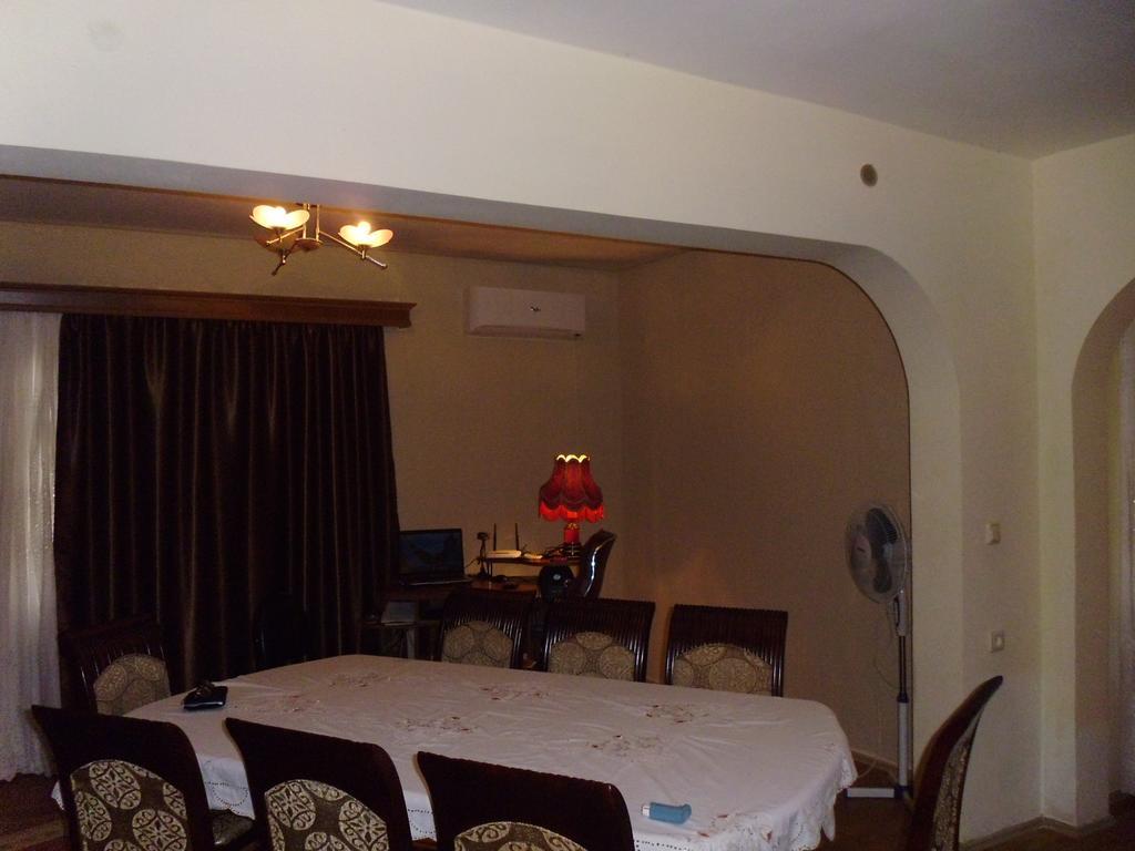 Private House In Batumi Hotel Szoba fotó